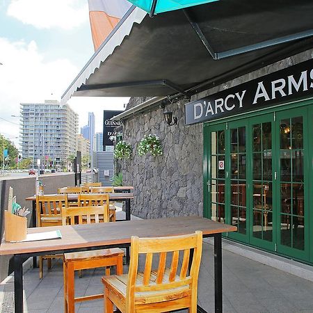 Darcy Arms Hotel Motel Gold Coast Exterior photo