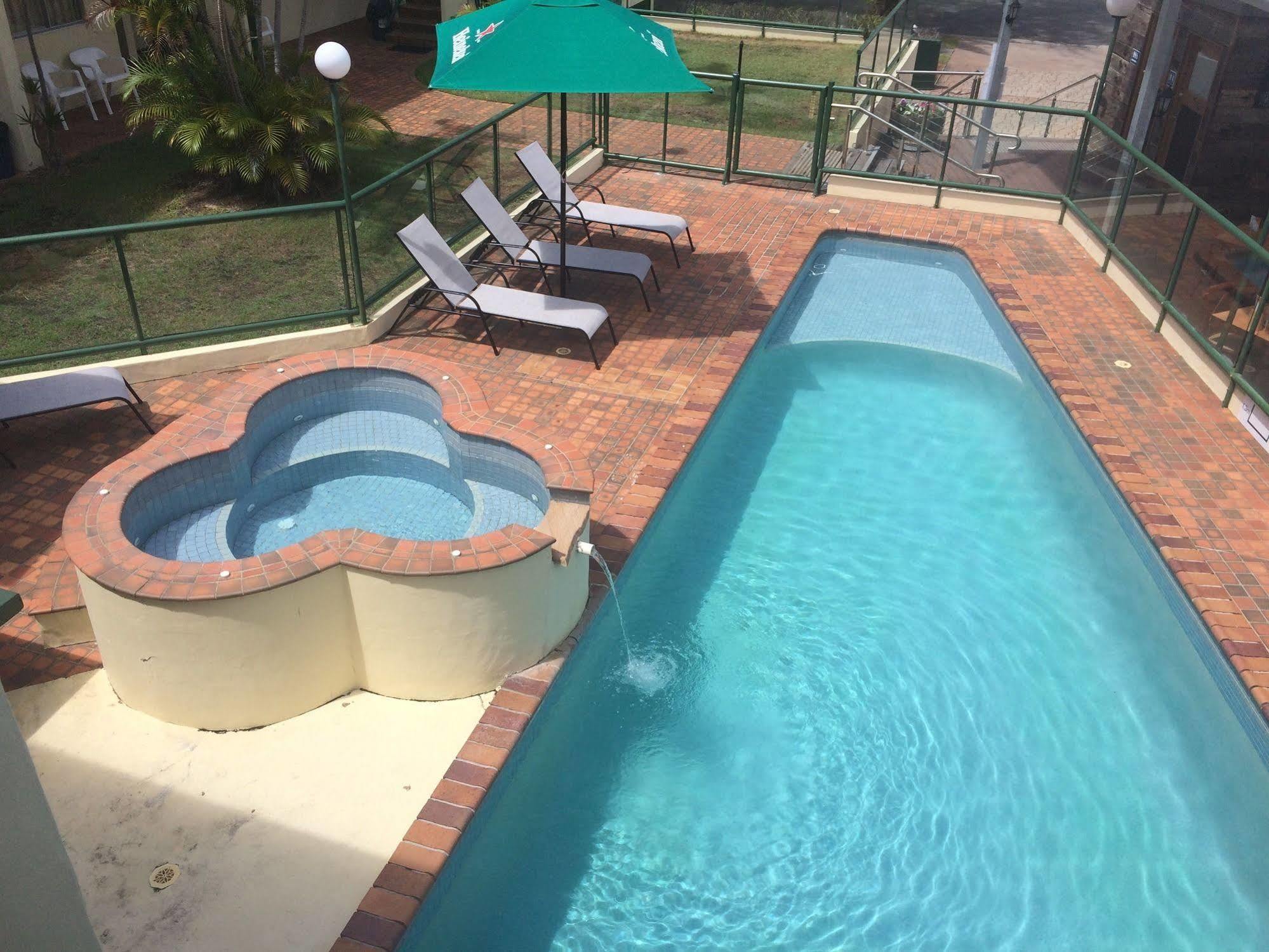 Darcy Arms Hotel Motel Gold Coast Exterior photo