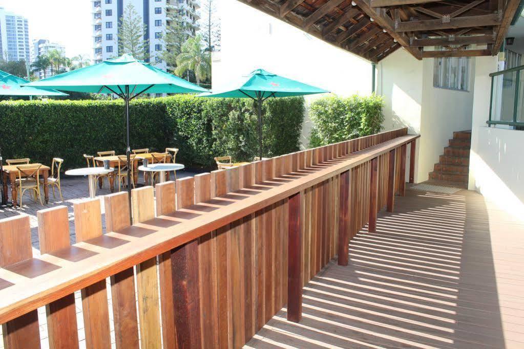 Darcy Arms Hotel Motel Gold Coast Exterior photo